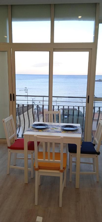 Donna Sicilia Hotel Giardini-Naxos Exterior foto